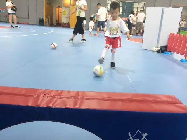 NYC紐約國(guó)際太原華宇國(guó)際精品早教中心親子運(yùn)動(dòng)會(huì)回顧
