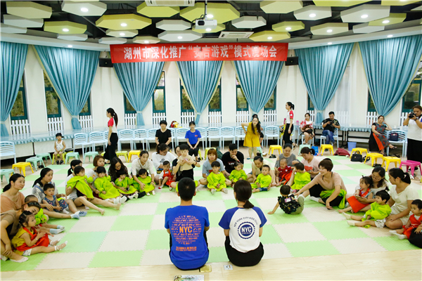 NYC紐約國(guó)際湖州安吉中心：【藝術(shù)活動(dòng)回顧】小畫(huà)家的炫彩夏日