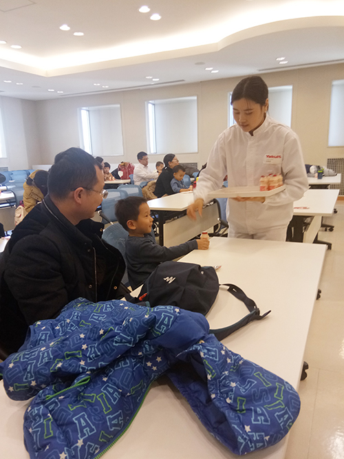 NYC紐約國際天津?yàn)I海早教中心：戶外親子團(tuán)之“養(yǎng)樂多工廠之旅”活動(dòng)回顧