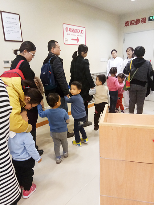 NYC紐約國際天津?yàn)I海早教中心：戶外親子團(tuán)之“養(yǎng)樂多工廠之旅”活動(dòng)回顧