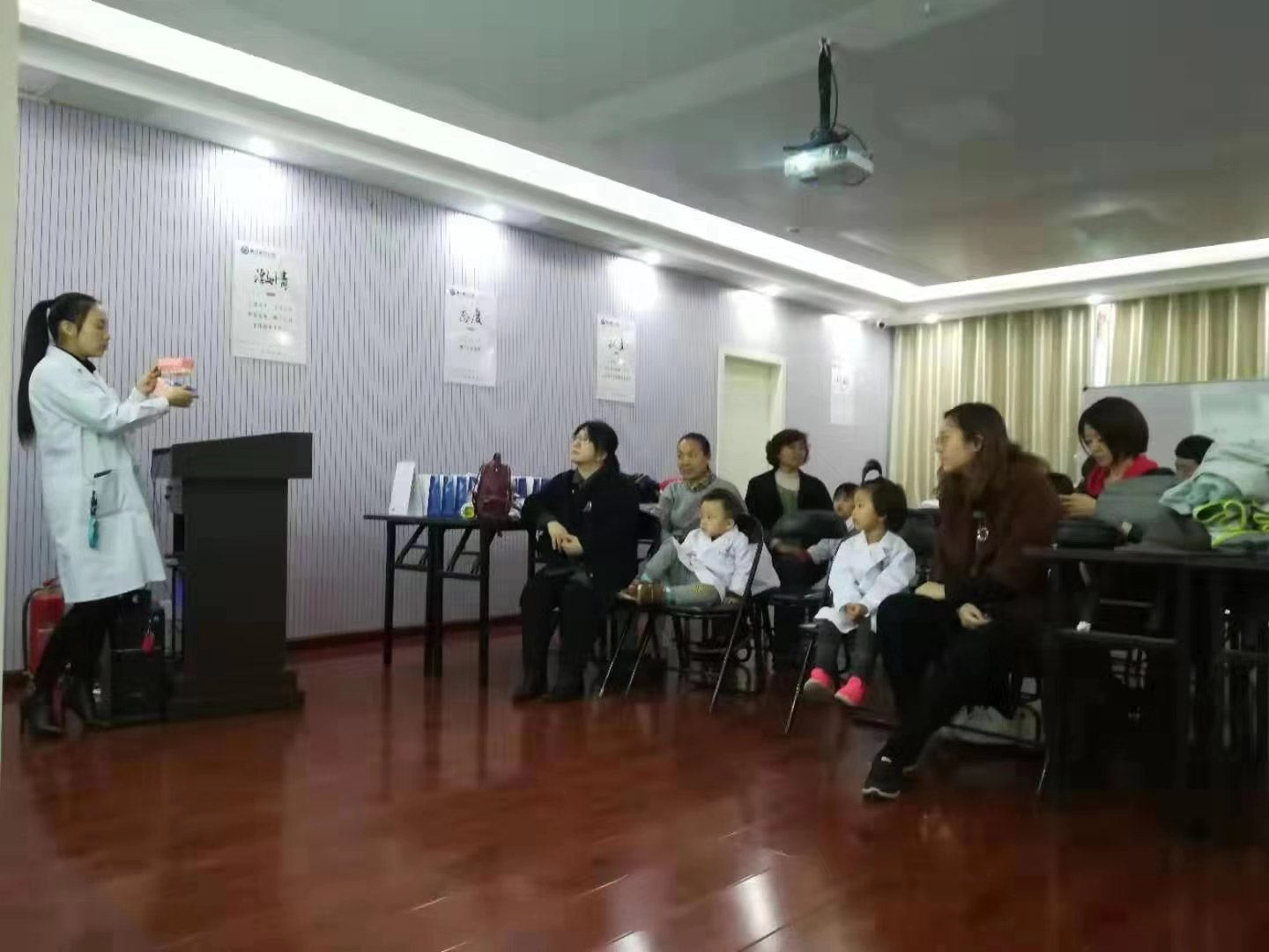 NYC紐約國際唐山早教中心：“小小牙醫(yī)”親子活動回顧