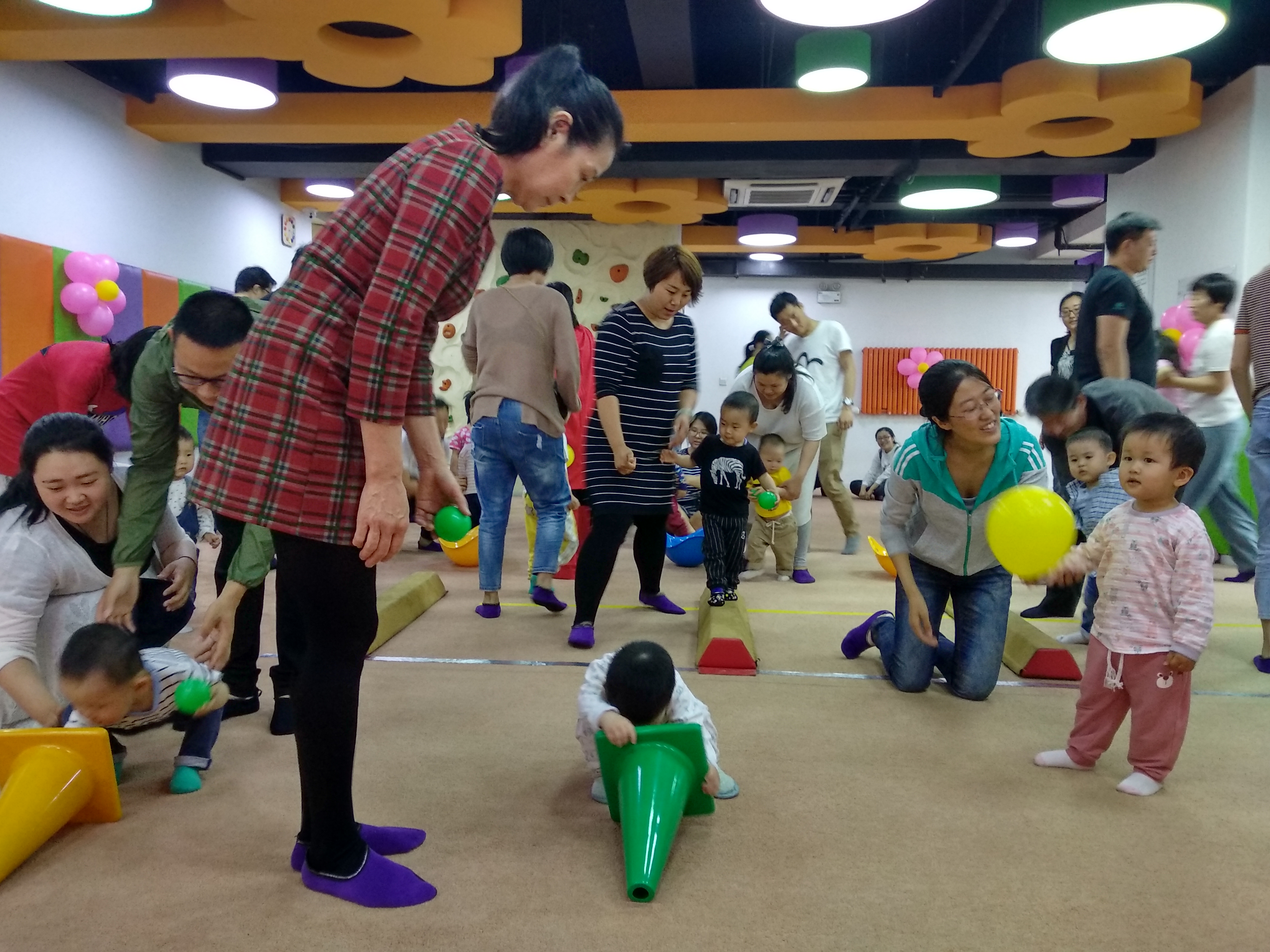 NYC紐約國(guó)際唐山早教中心：【超人媽咪回顧】在NYC，感恩媽媽的愛(ài)！