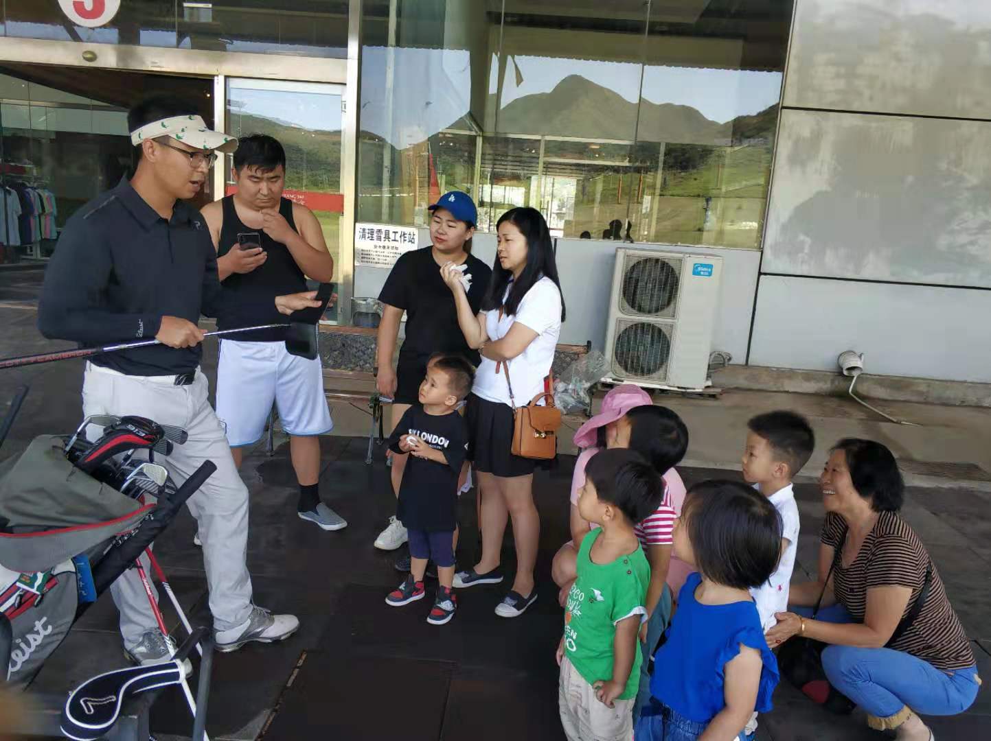 NYC紐約國際兒童俱樂部平谷早教中心：《小小高爾夫》活動(dòng)回顧